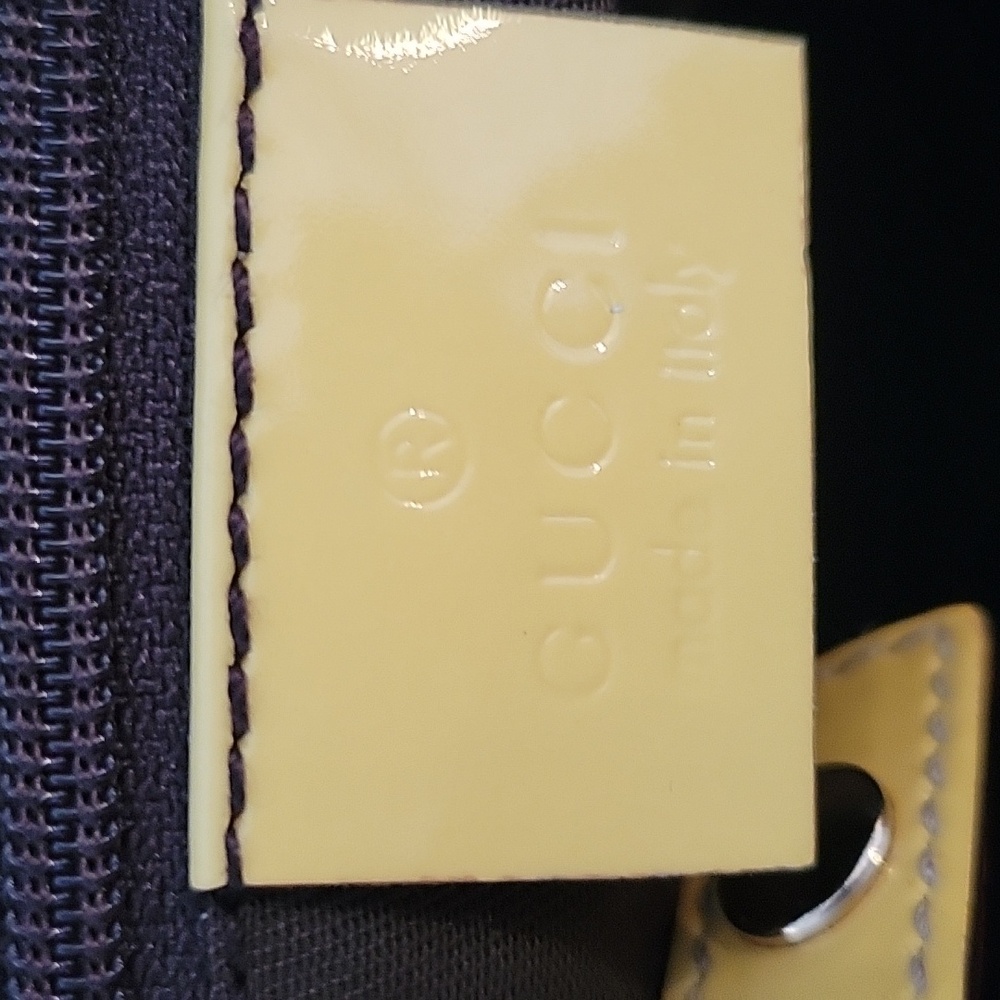 Gucci Vintage Yellow Patent leather tote – EUC - Picture 10 of 11